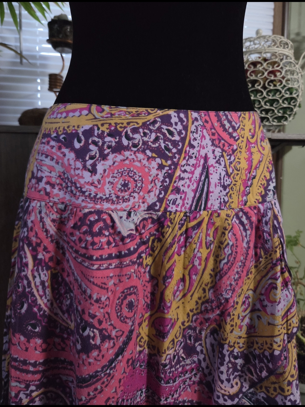 DKNY Paisley Tiered Midi Skirt in Pink, Purple & Yellow Size L - Picture 4 of 6